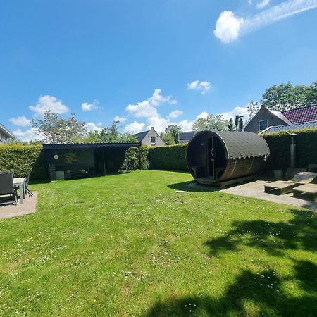 'T Wad Villa Tzummarum Exteriör bild