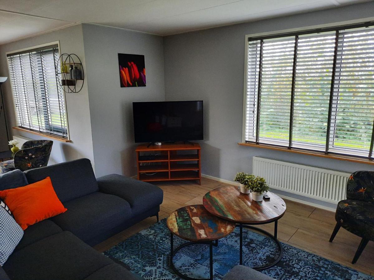 'T Wad Villa Tzummarum Exteriör bild